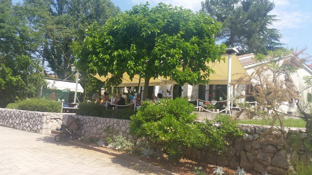Villa Carpe Diem Vantacici Exterior photo